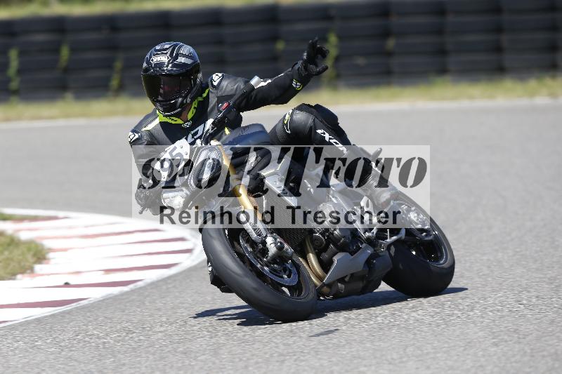 /Archiv-2025/48 25.08.2025 Cornu Master School ADR/blau-bleu/95